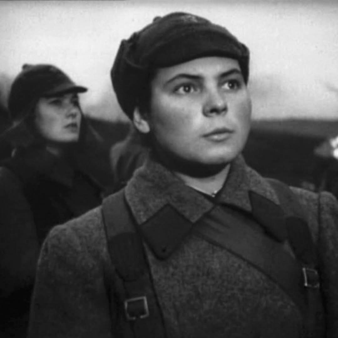 «Материнское сердце Екатерины Мелентьевой: любовь, риск и тень над сценой»