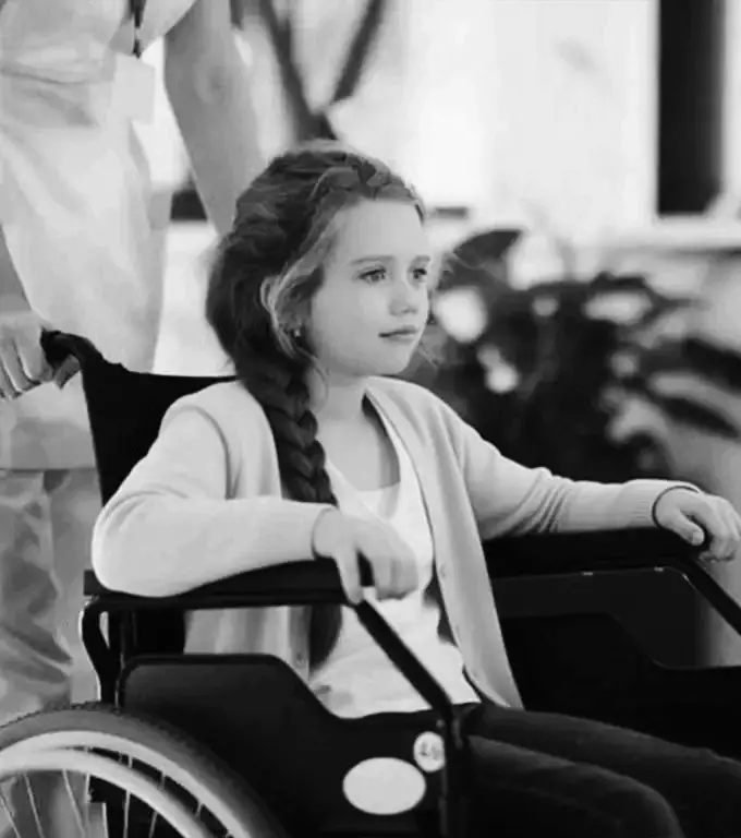 Когда она вернулась, всё внезапно рухнуло