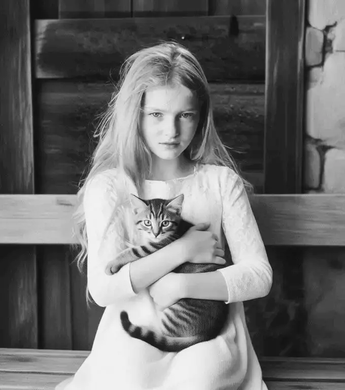 Правда наконец разрушает сломанное детство